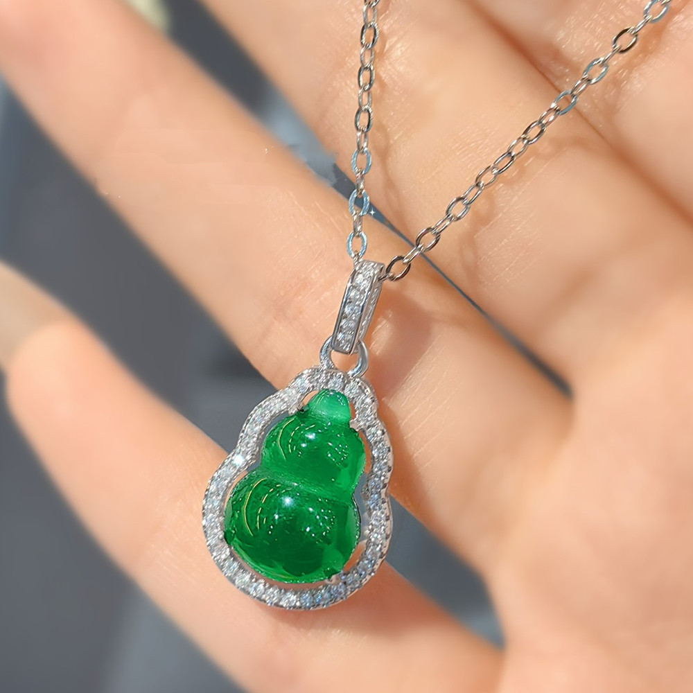 Натуральный зеленый агат, изум – обзор и цена Crystal Choker Necklace
